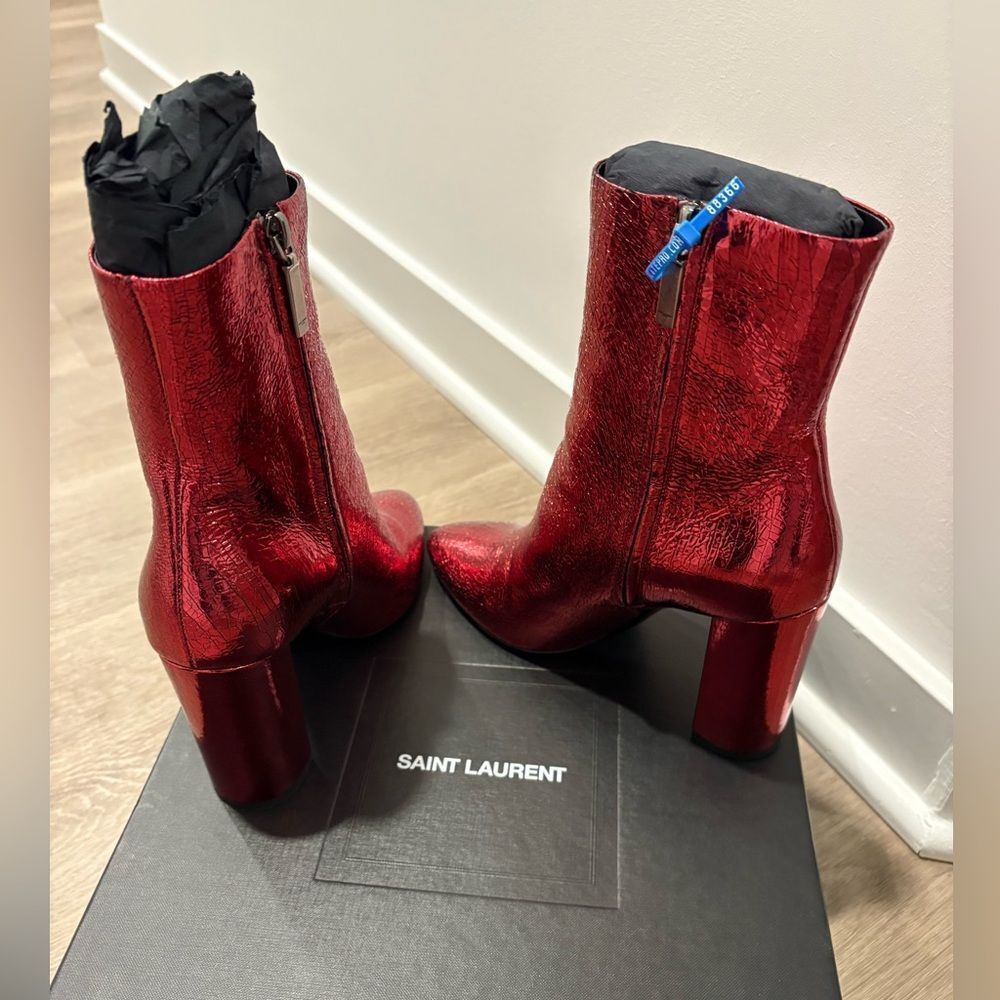 Saint Laurent Red Metallic Crack Leather Heel Ankle boots - Picture 3 of 11